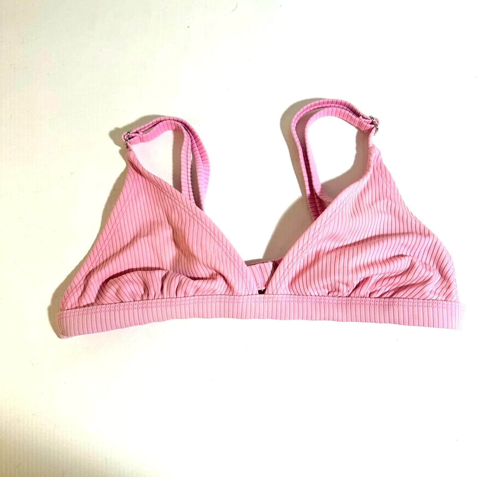 Stylish Pink Ribbed Bikini Top