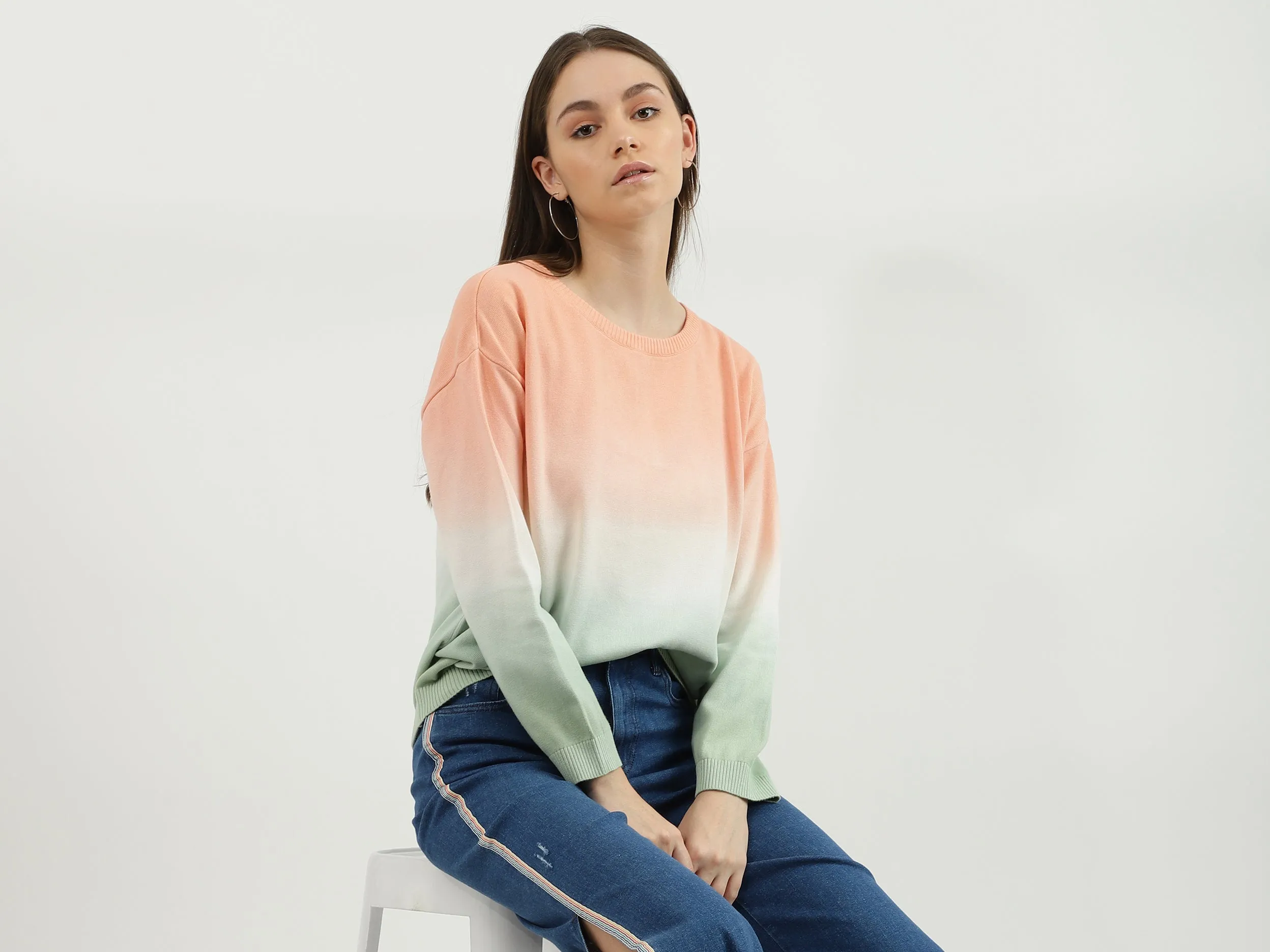 Women Ombre Round Neck Sweatshirt